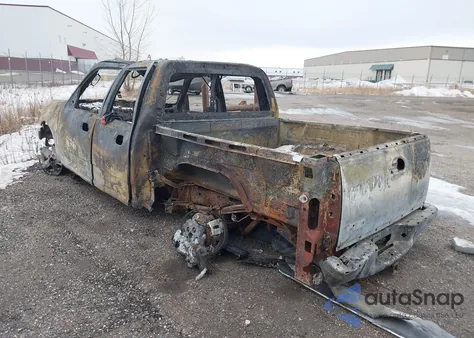 2002 Ford F-150 Lariat/Xlt from USA, damaged, VIN 1FTRW08L02KC24431